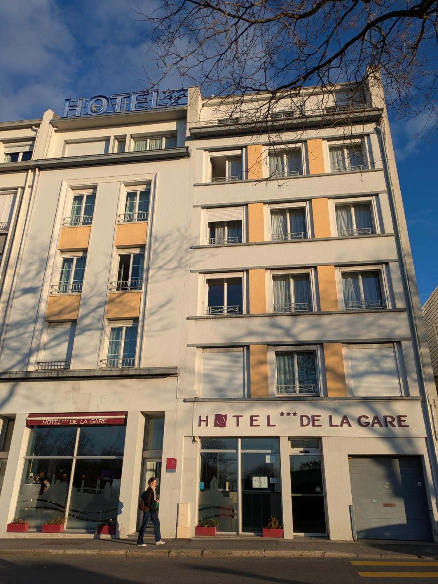 Hotel De La Gare Брест Екстер'єр фото