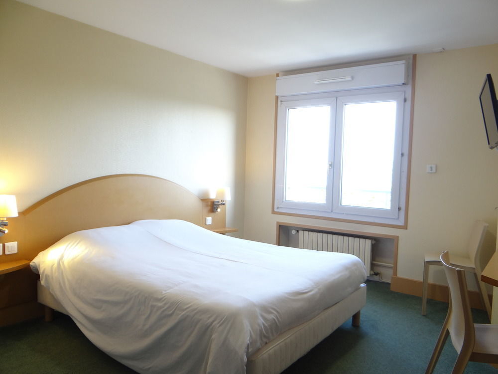 Hotel De La Gare Брест Екстер'єр фото